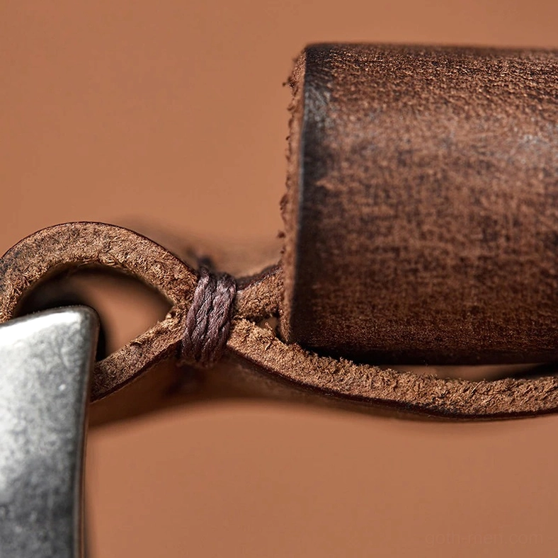 Artisan-crafted cowhide gothic belt featuring antique alloy buckle with precision detailing, dark aesthetic accessory for gothic and alternative fashion