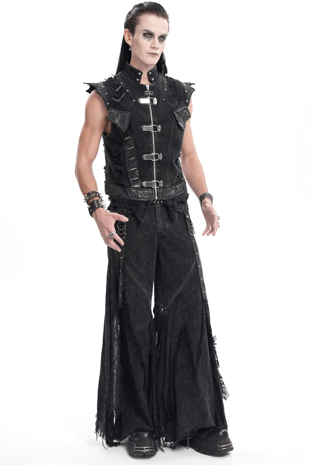 Fit profile showing loose comfortable sizing and dramatic wide-leg proportion of gothic jeans
