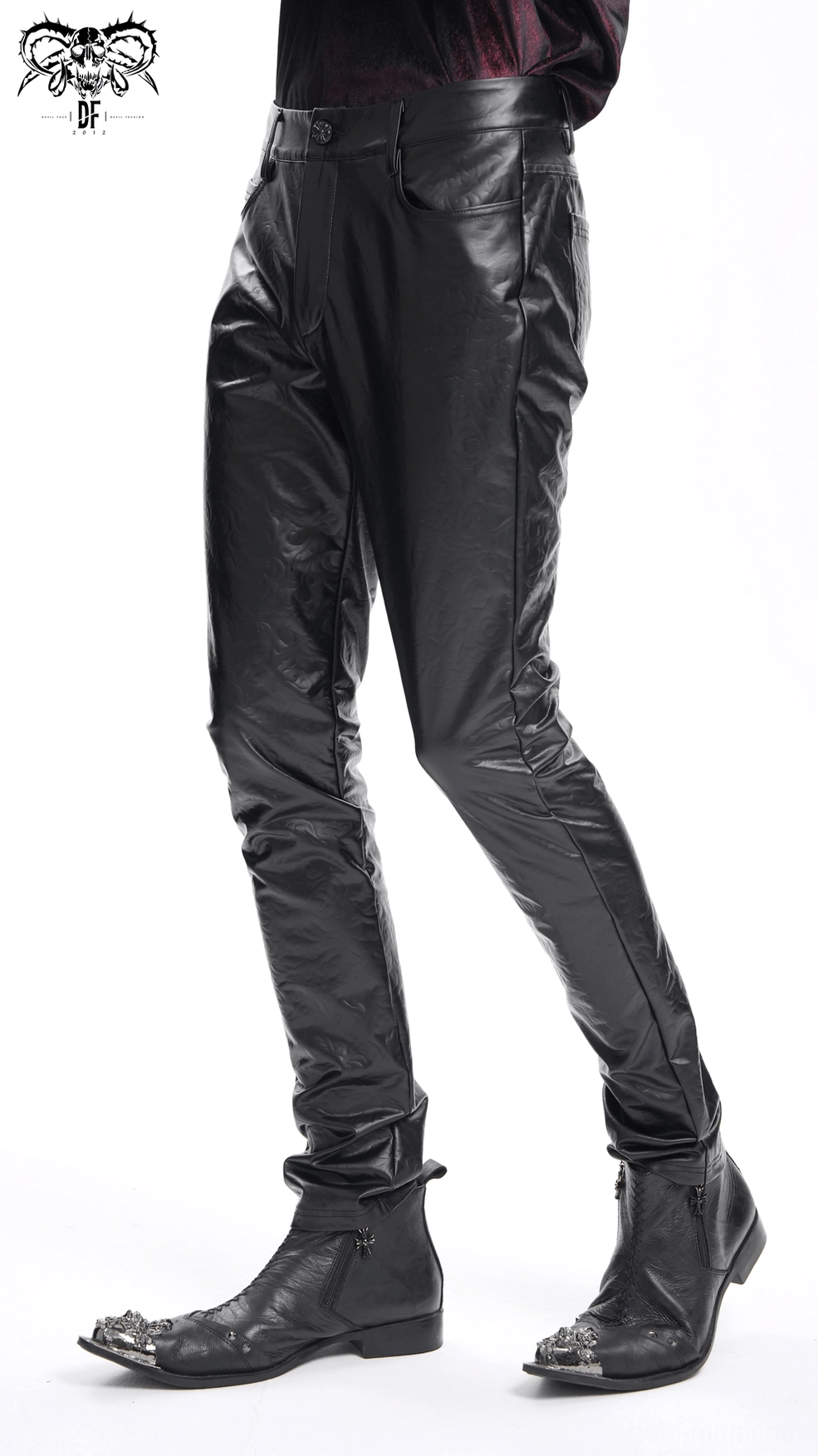 Dark aesthetic black slim fit leather trousers showing sleek modernist gothic silhouette