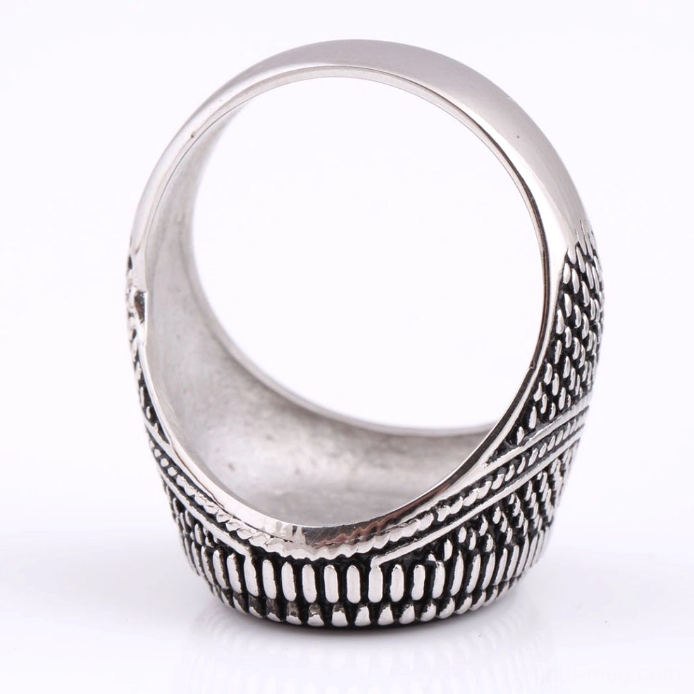 Men's black stone ring inner side close-up view vertical stripe embossed texture detail