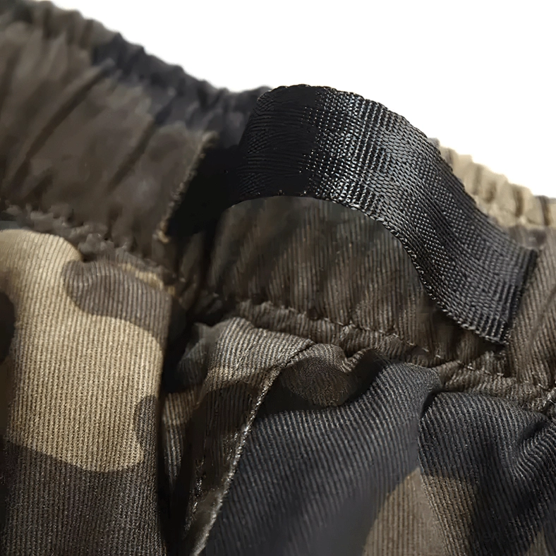 Cargo pants waist elastic webbing strap and camouflage twill fabric construction