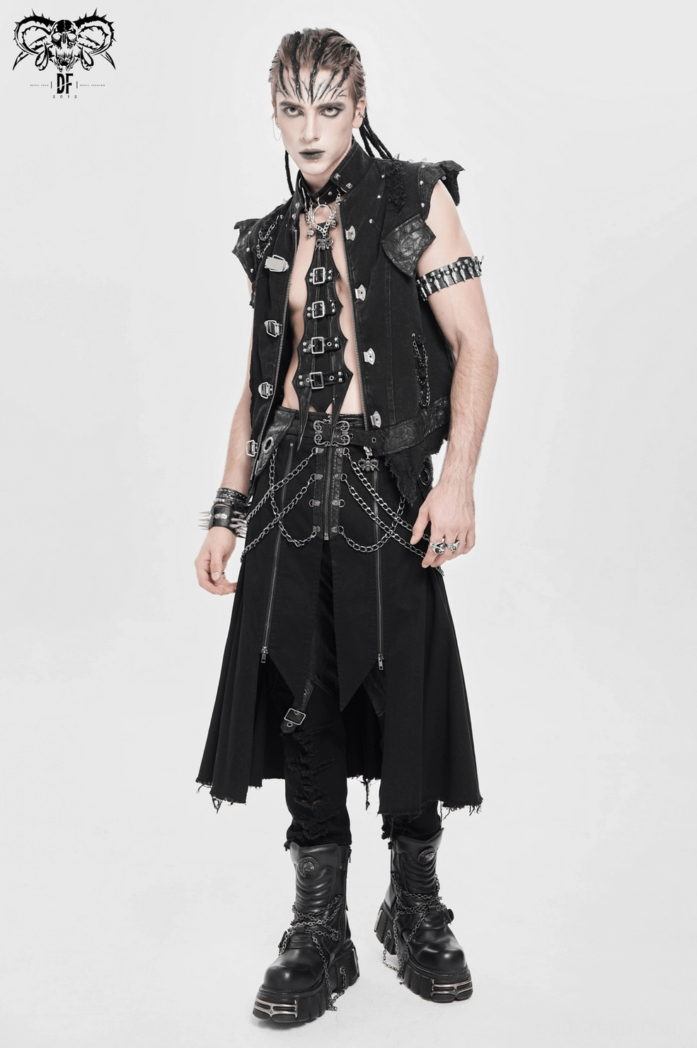 Black PU gothic choker with industrial metal hardware perfect for club wear and stage performance