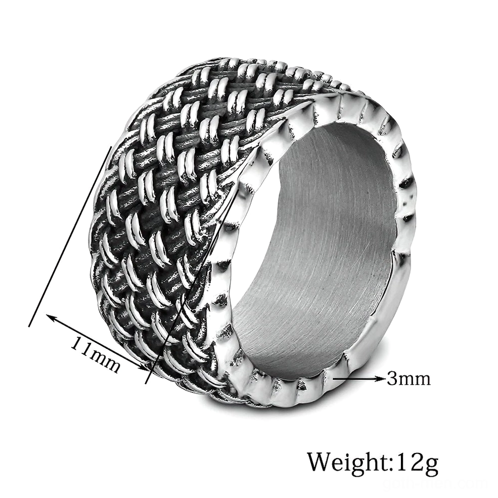Top close-up of gothic interwoven ring with size and weight specifications visible