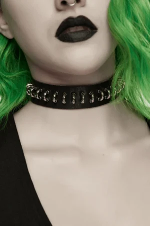 Gothic black leather choker with double silver ring links worn close-up on model with alternative styling
