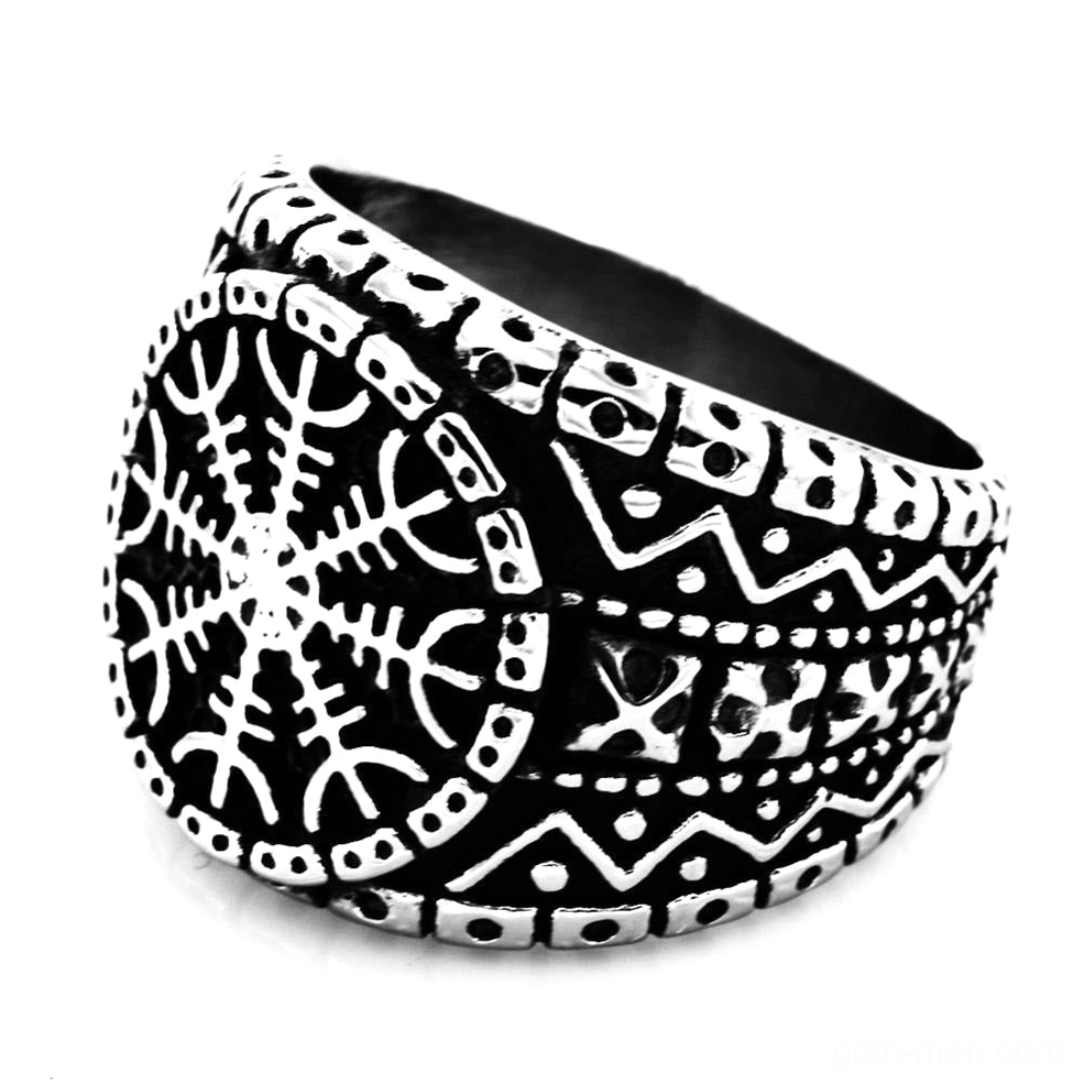 Gothic Norse protection ring with Aegishjalmur motif - detailed geometric trims and rune patterns