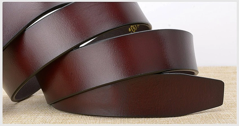 Red-brown and black gothic wolf belts comparison, showing color variation options side by side