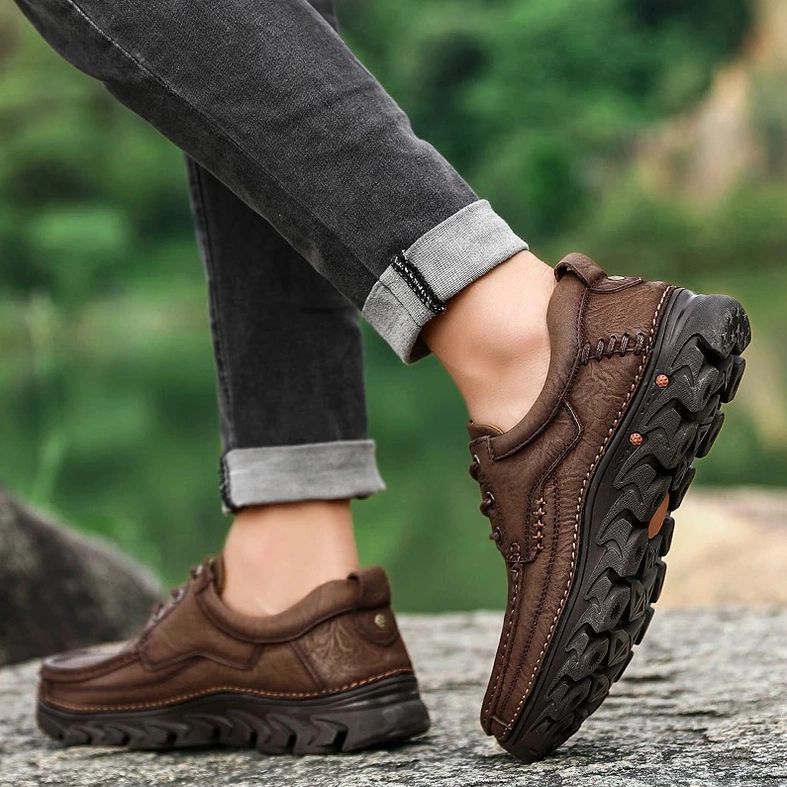 Men's gothic lace-up oxford shoes in black and alternative style fashion