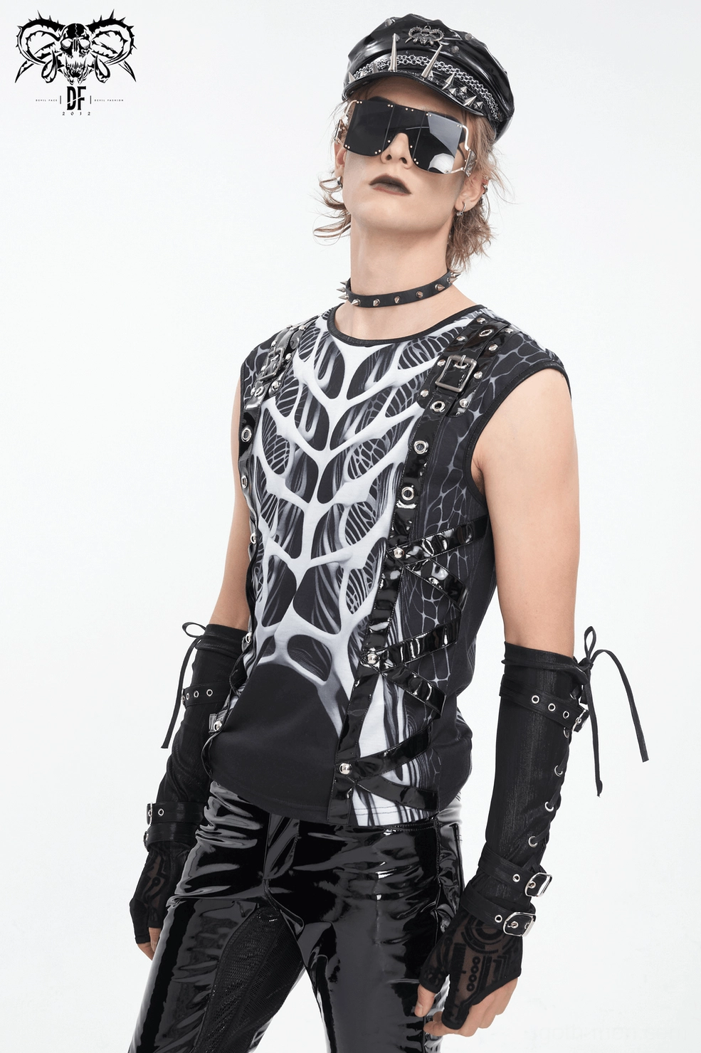 Quality detail of skeleton print definition and fabric durability on goth tank