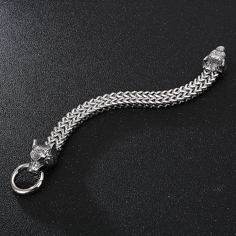 Stainless steel wolf head gothic bracelet alternative angle view of complete design